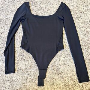 Women’s Lululemon Black Long Sleeve Bodysuit